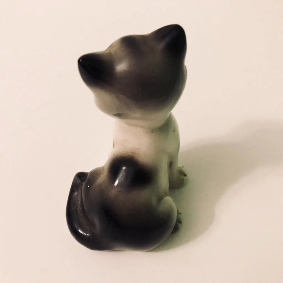 Vintage Small Cat Figurine 3.5 Inch Tall Kitten Figure Japan - Picture 10 of 11